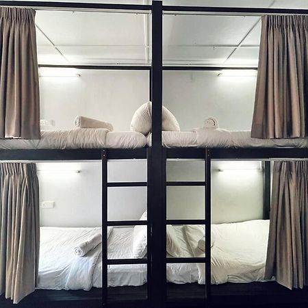 Bunk Puteh Homestay Kuala Terengganu Buitenkant foto