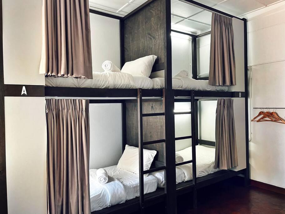Bunk Puteh Homestay Kuala Terengganu Buitenkant foto