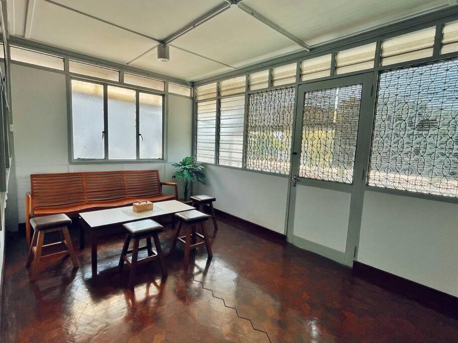 Bunk Puteh Homestay Kuala Terengganu Buitenkant foto