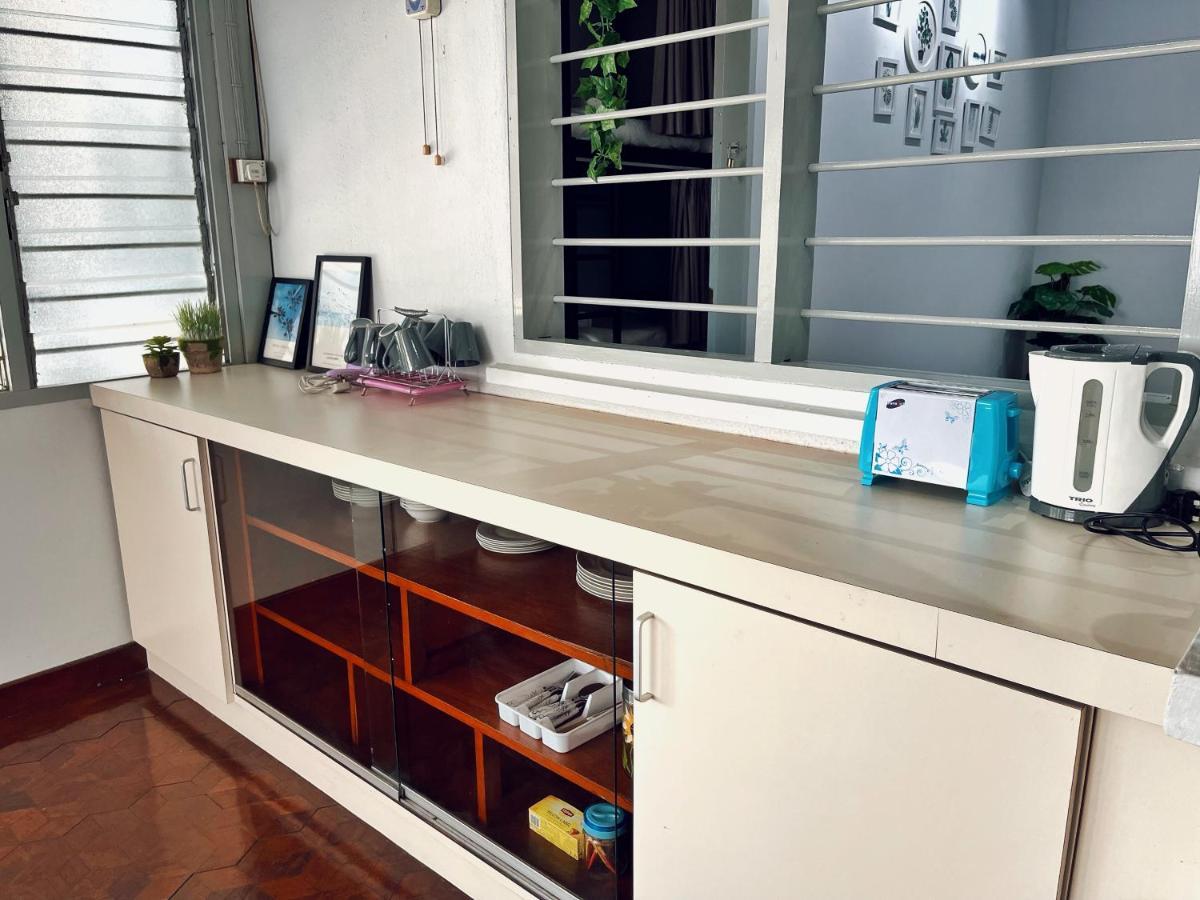 Bunk Puteh Homestay Kuala Terengganu Buitenkant foto
